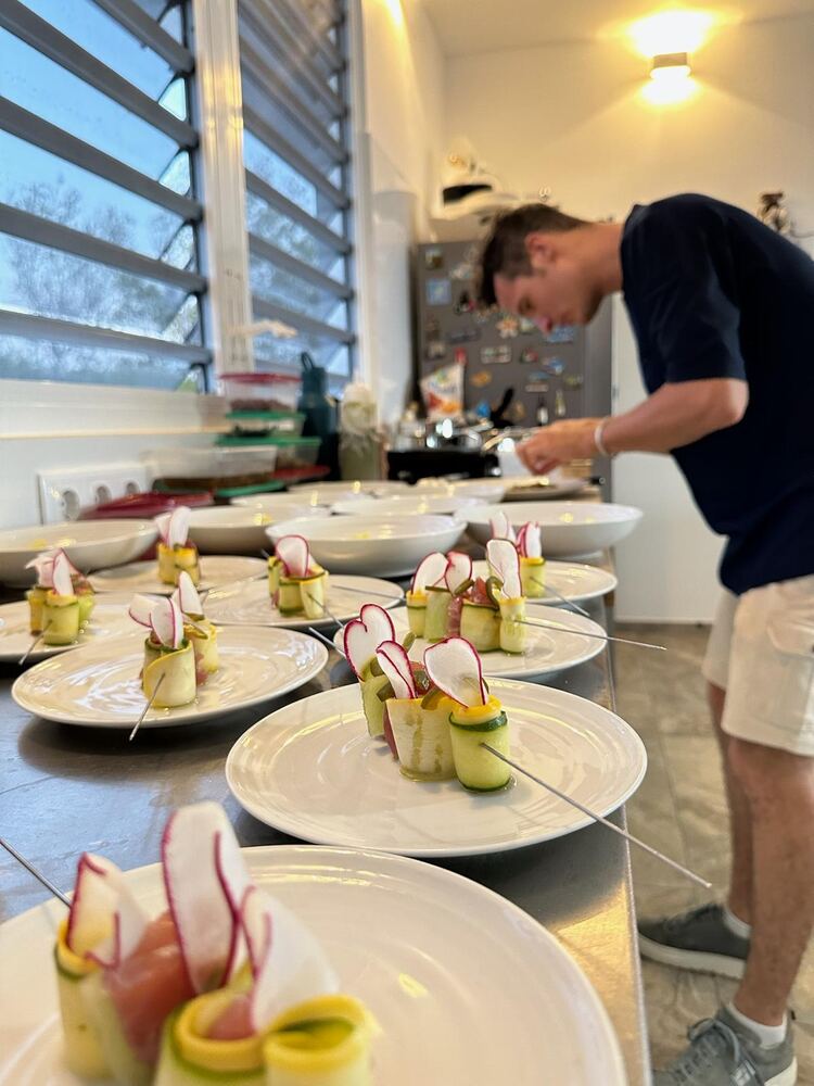 Starters ready to serve